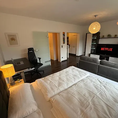 Vivien In Fuer 3 Personen - Neu & Hochwertig Ausgestattet Apartment Gera