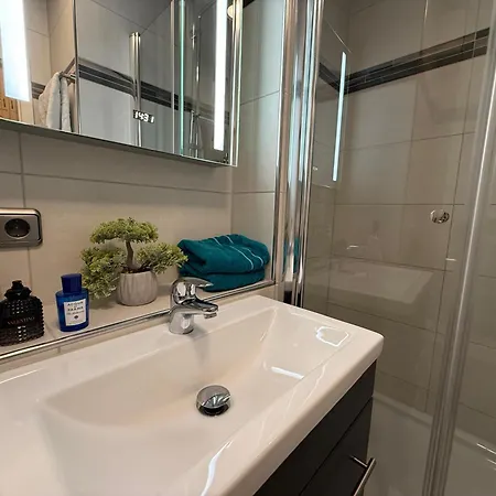 Vivien In Fuer 3 Personen - Neu & Hochwertig Ausgestattet * Gera