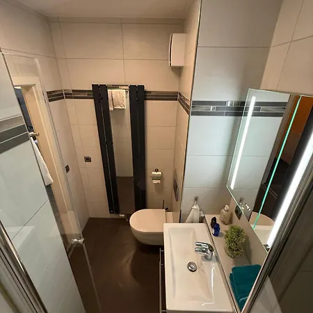 Vivien In Fuer 3 Personen - Neu & Hochwertig Ausgestattet * Gera