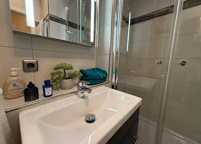 Vivien In Für 3 Personen - Neu&hochwertig Ausgestattet * Gera