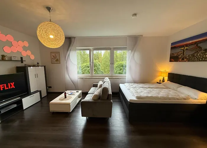 Vivien In Für 3 Personen - Neu&hochwertig Ausgestattet Apartment Gera